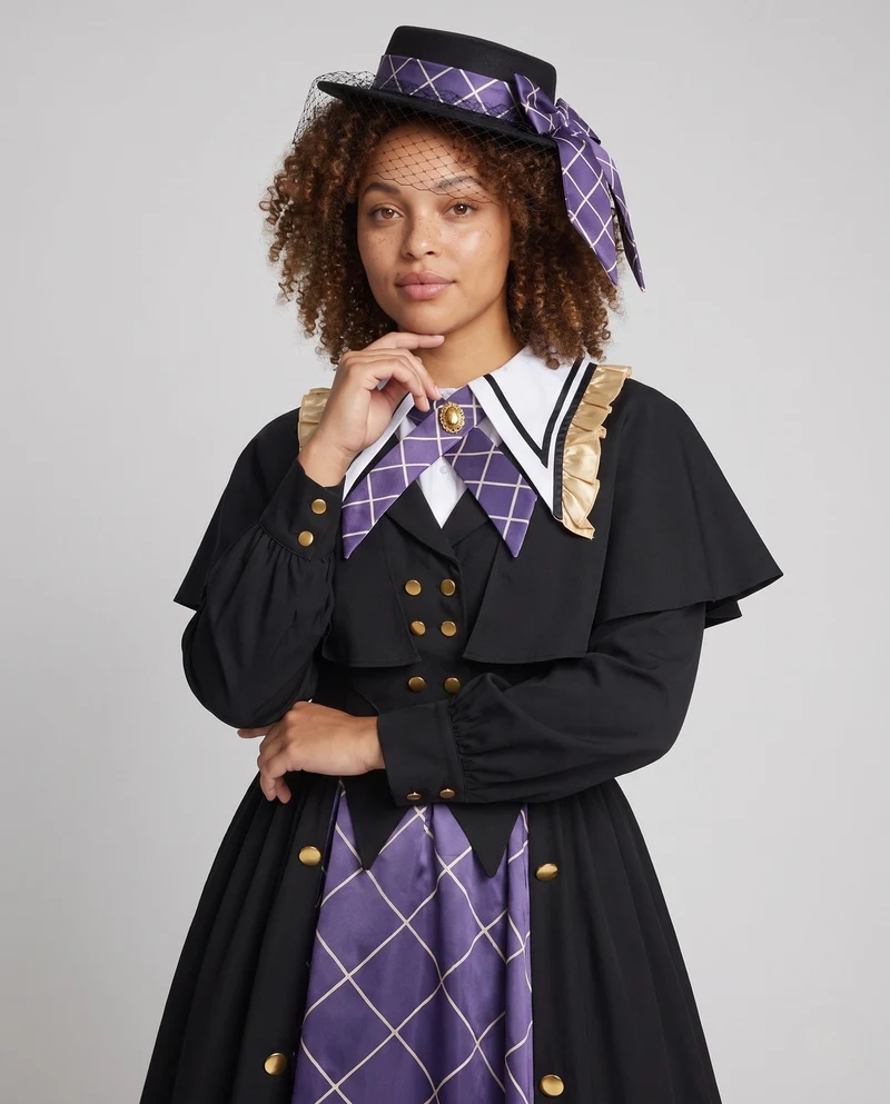 Damenkostümkleid mit historisch inspirierten Elementen und eleganten Accessoires Drune