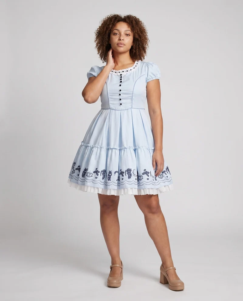 Damen Vintage Kleid mit Rüschensaum und Knopfdetails Drune