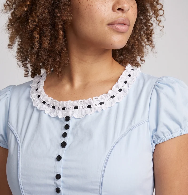 Damen Vintage Kleid mit Rüschensaum und Knopfdetails Drune