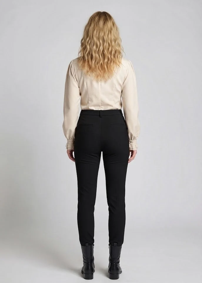 Damen Elegante Rüschenshirt mit hochwertiger Spitze und maßgeschneidertem Schnitt Drune