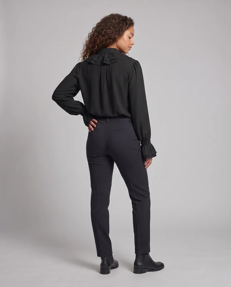 Damen Historisches Rüschenshirt mit eleganter Schnürung Drune