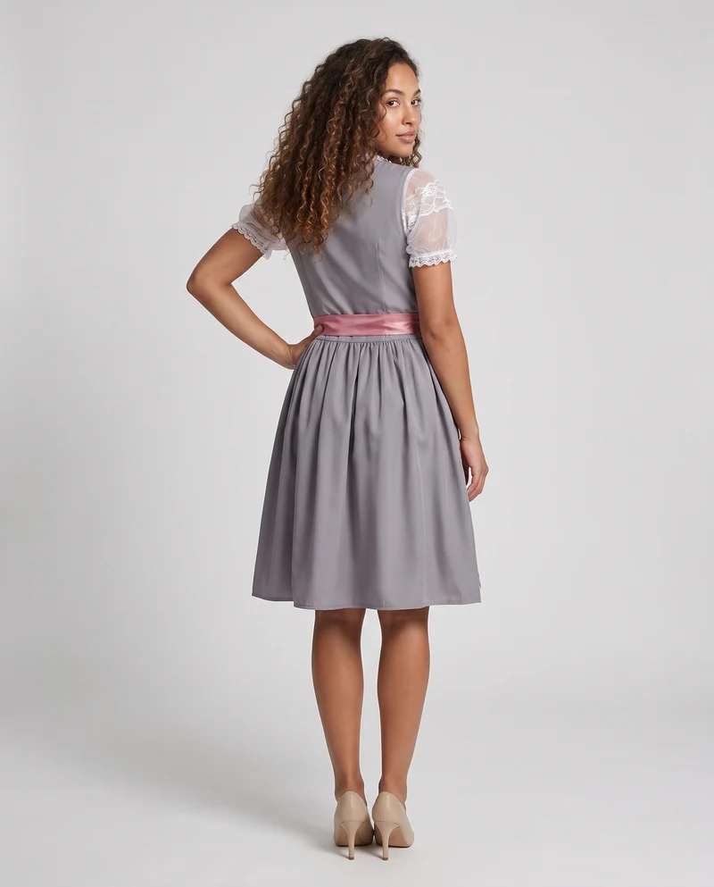 Damen Bayerisches Dirndl mit aufwendiger Stickerei und Schürze Drune
