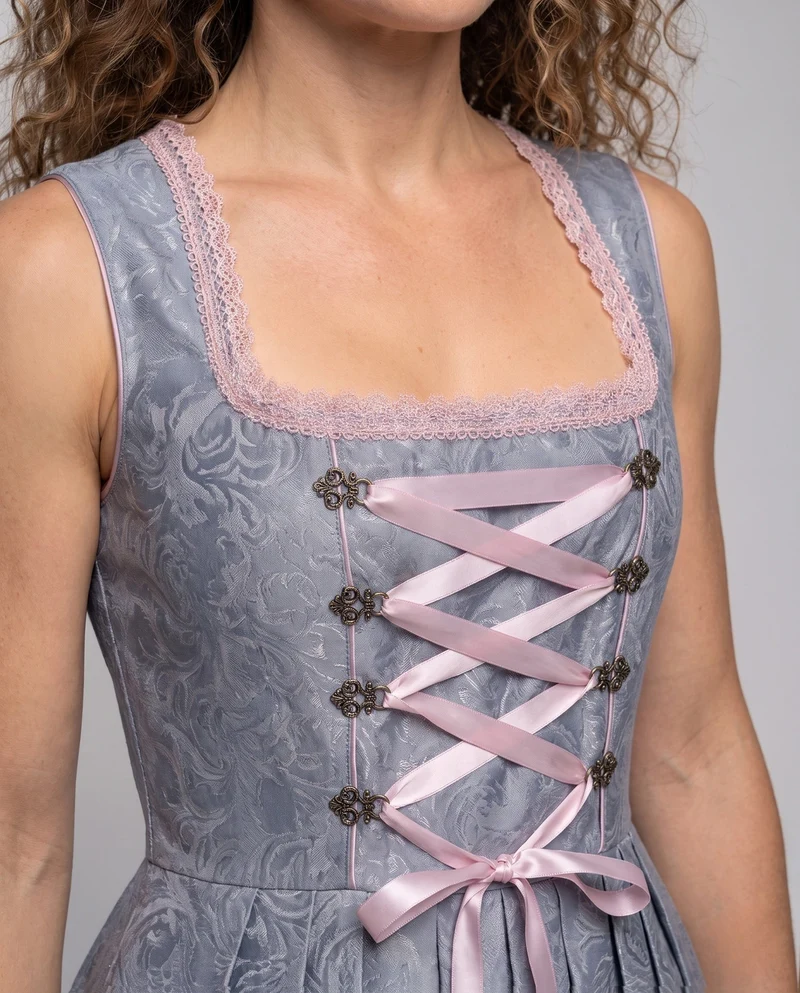 Dirndl Kleid für Damen mit floralen Applikationen und elegantem Taillengürtel Drune