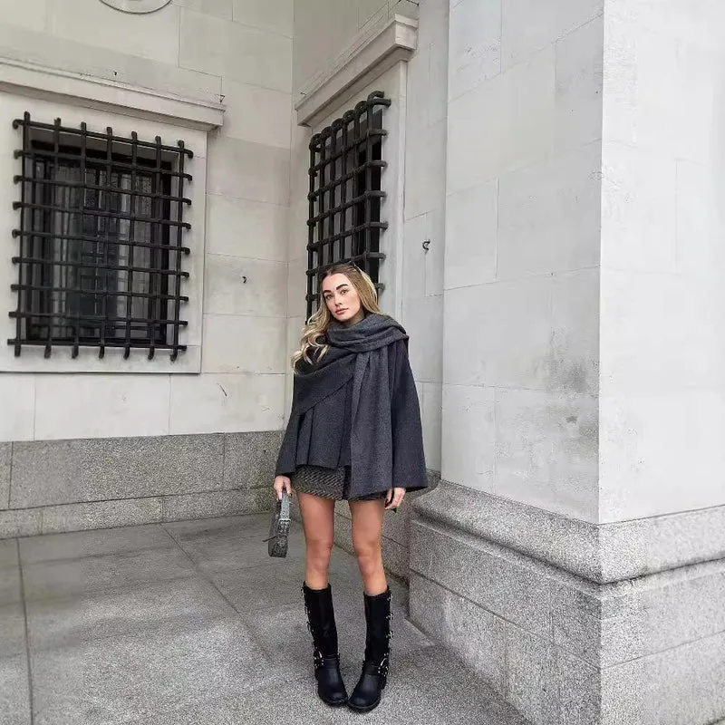 Damen 3500+ zweilagiger Wollmix‑Cape‑Poncho mit Knopfkragen und ausgestellten Ärmeln Drune