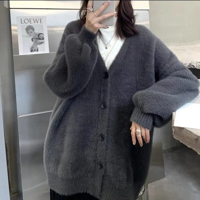 Damen Kuschelige Strickjacke mit tiefem V-Ausschnitt und weichem Material Drune