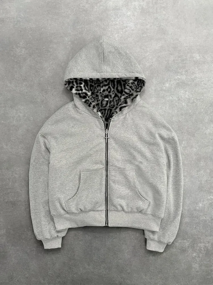 Unisex Kapuzen-Sweatjacke mit Kunstfellfutter, verkürztem Schnitt und Kreuz-Reißverschluss Drune