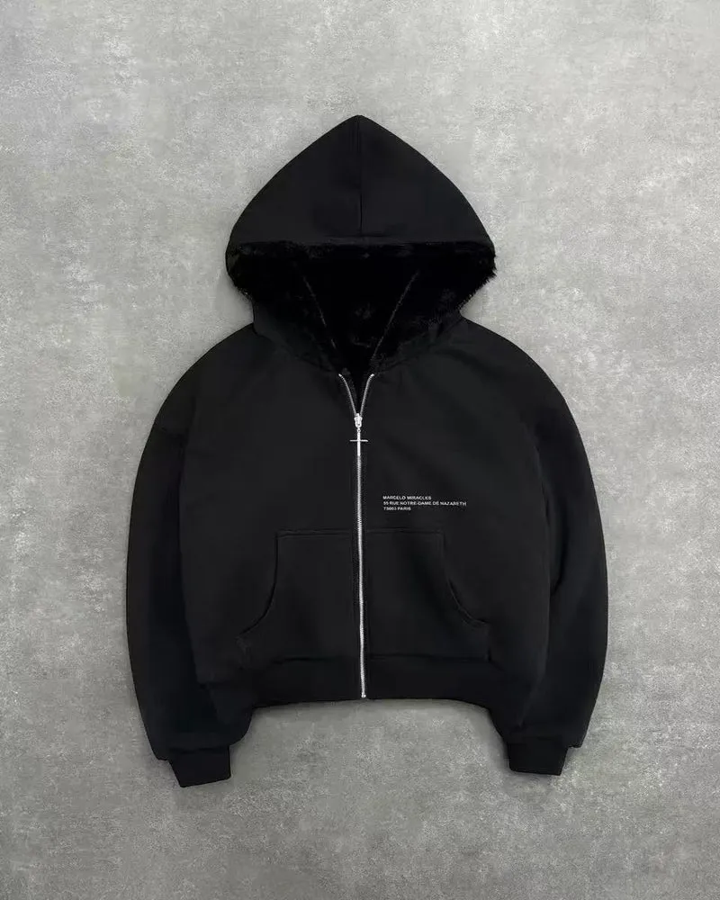 Unisex Kapuzen-Sweatjacke mit Kunstfellfutter, verkürztem Schnitt und Kreuz-Reißverschluss Drune