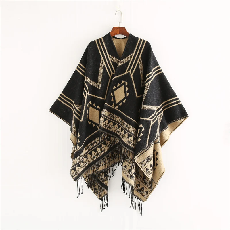 Unisex Ethno-Poncho aus weichem Strick mit Fransen und geometrischem Muster Drune