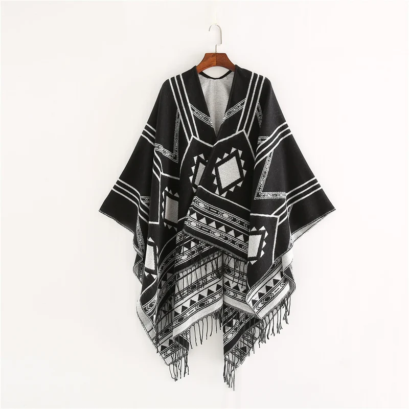 Unisex Ethno-Poncho aus weichem Strick mit Fransen und geometrischem Muster Drune