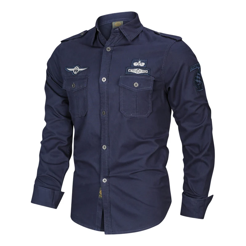 Herren nan tailliertes Baumwollhemd mit Schulterklappen, aufgesetzten Brusttaschen und markanten Patch-Details Drune