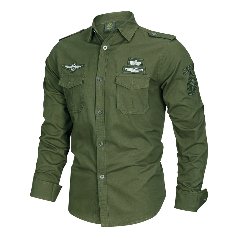 Herren nan tailliertes Baumwollhemd mit Schulterklappen, aufgesetzten Brusttaschen und markanten Patch-Details Drune