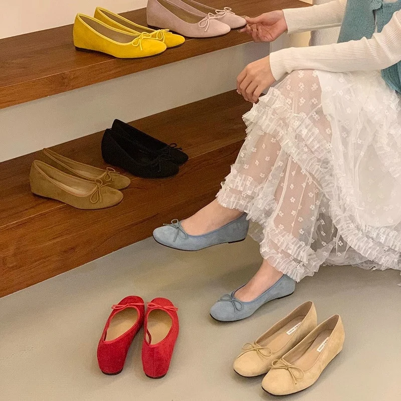 Damen Ballerinas aus hochwertigem Wildleder mit verspieltem Schleifen-Detail Drune