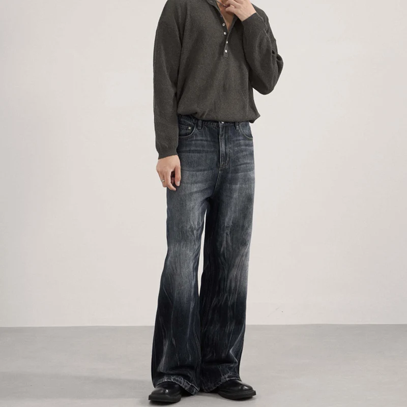Herren Weit geschnittene Flared-Denim-Jeans mit intensiver Vintage-Waschung Drune