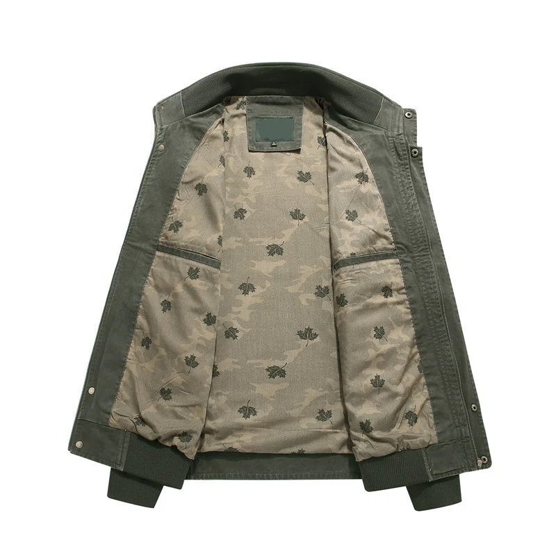 Herren Canvas-Fieldjacke im Bomberstil mit gerippten Bündchen, aufgesetzten Pattentaschen und bedrucktem Innenfutter Drune