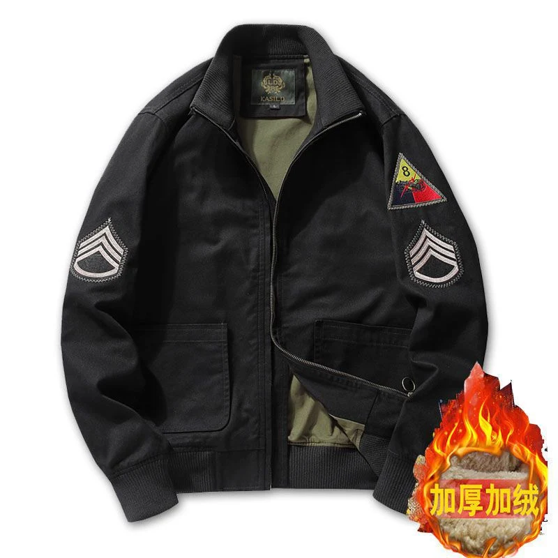 Herren Canvas‑Bomberjacke im Worker‑Blousonstil mit Abzeichen‑Patches und geripptem Kragen Drune