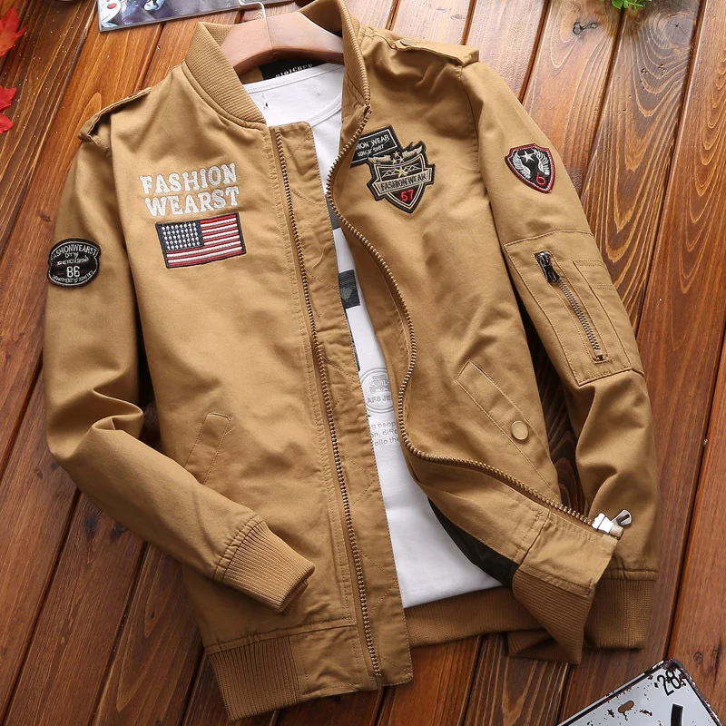 Herren Canvas-Bomberjacke im Retro-Pilotencut mit gestepptem Kragen und gestreiften Rippbündchen Drune