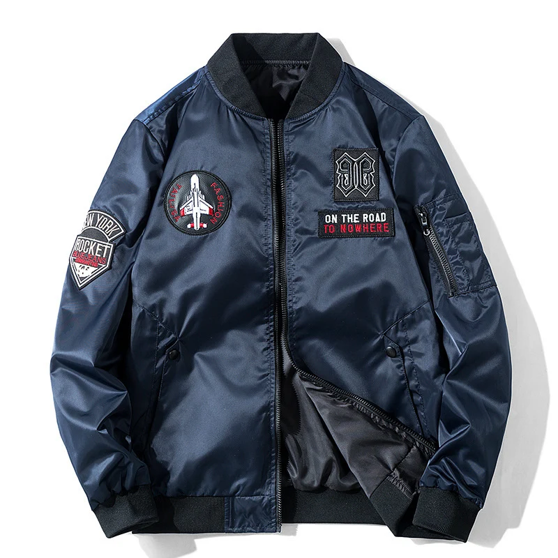 Herren Bomberjacke im Aviator-Style mit Patchapplikationen, Nylon-Shell und Ärmeltasche Drune