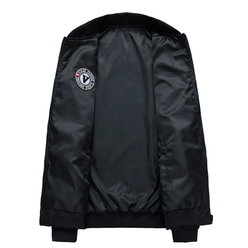Herren Bomberjacke im Aviator-Style mit Patchapplikationen, Nylon-Shell und Ärmeltasche Drune