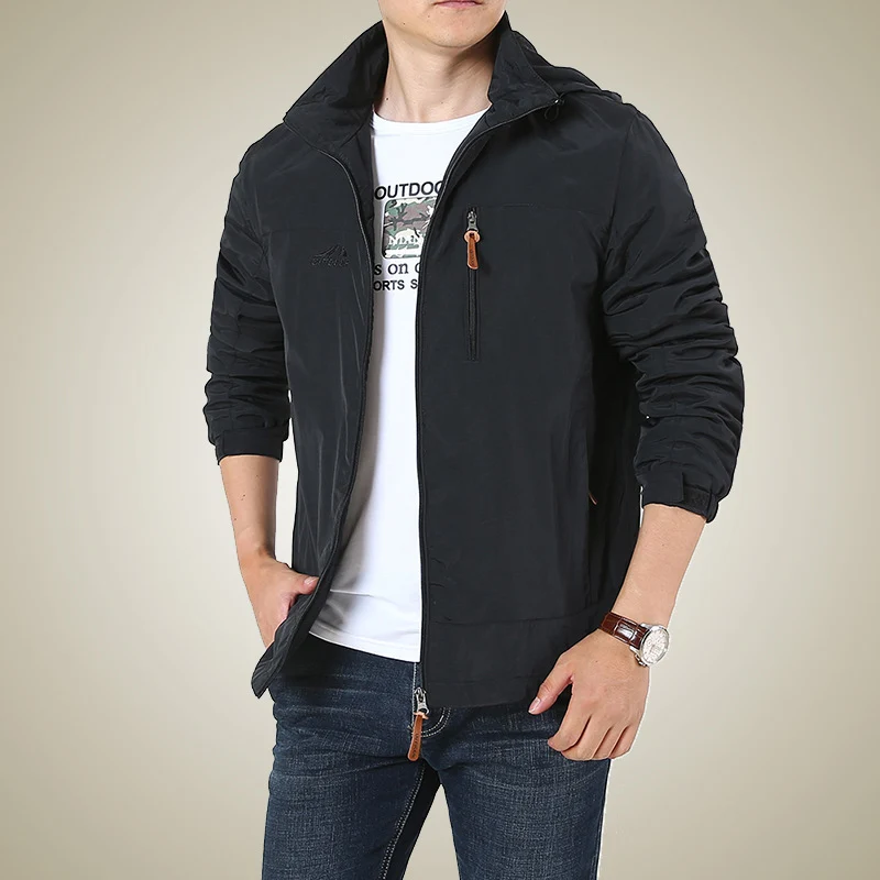 Herren Atmungsaktive Softshell-Windbreakerjacke mit verdeckter Kapuze und Utility-Brusttasche Drune