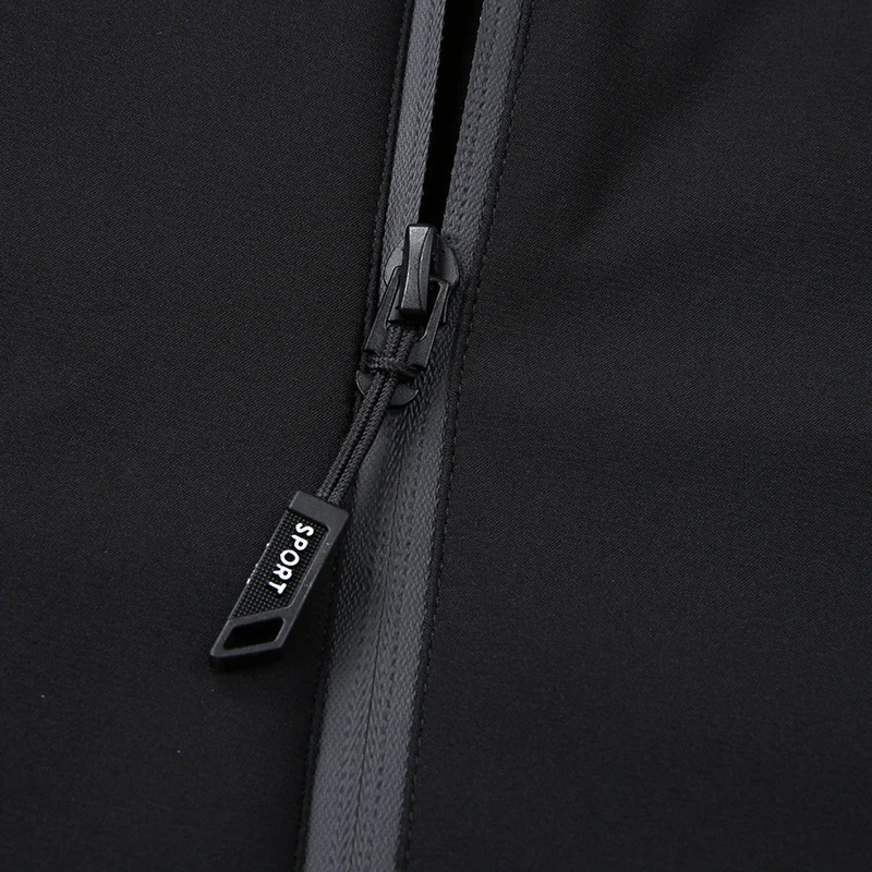Herren Wind- und Wasserabweisende Softshell-Jacke mit Kapuze und leichtem Thermofutter Drune