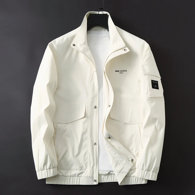 Herren Leichte Wind und Wasserabweisende Fieldjacke mit Stehkragen Ärmelutilitytasche und Pattentaschen Drune