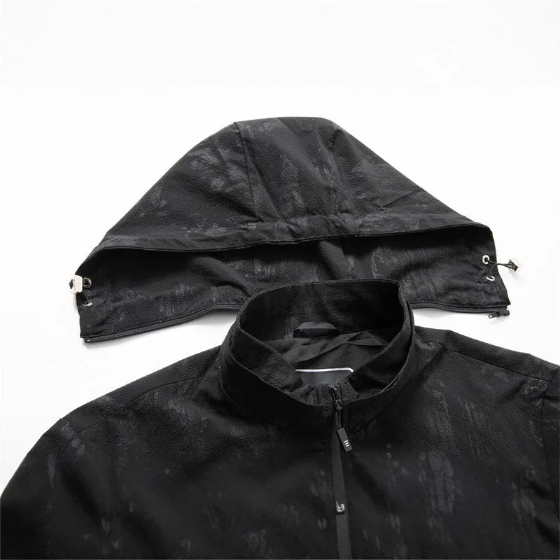 Herren Leichte wasserabweisende Kapuzenjacke mit dezentem Camouflage-Muster und Reißverschlusstaschen Drune
