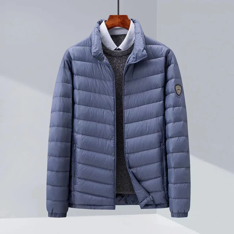 Herren Leichte Steppjacke mit diagonaler Steppung, Stehkragen und Reißverschlusstaschen Drune
