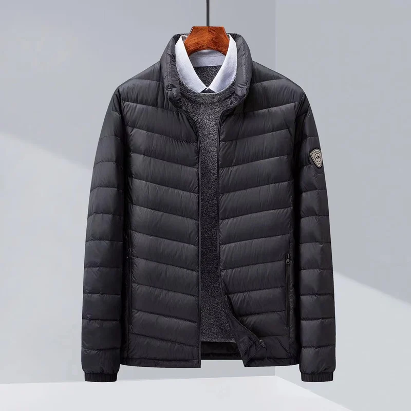 Herren Leichte Steppjacke mit diagonaler Steppung, Stehkragen und Reißverschlusstaschen Drune