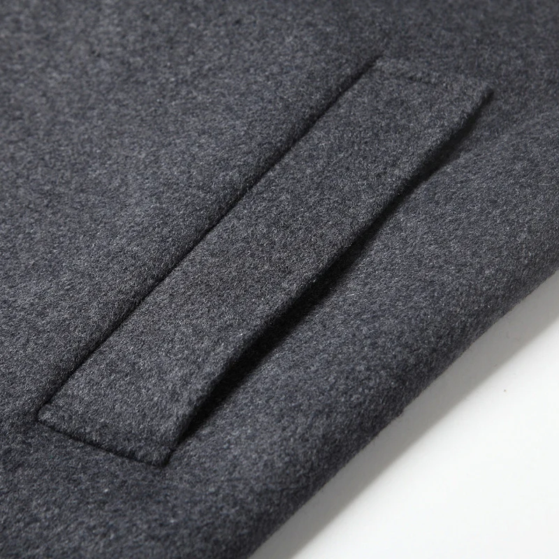 Herren Klassischer Wollmix-Mantel mit gesteppter Thermofütterung und schlanker Silhouette Drune
