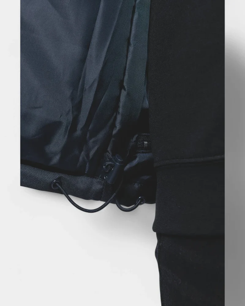 Herrenjacke mit abnehmbaren Ärmeln zum Personalisieren