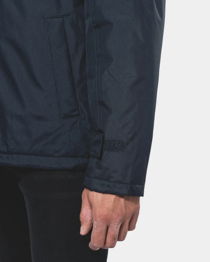 Herrenjacke mit abnehmbaren Ärmeln zum Personalisieren