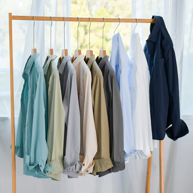 Herren Leichtes Baumwoll-Layering-Overshirt mit Kentkragen, Holzknöpfen und aufgesetzter Brusttasche Drune