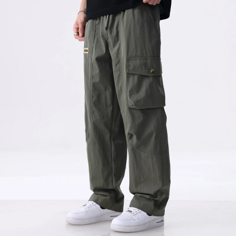 Herren Weite Utility-Cargohose aus Baumwollmix mit Kordelzugbund und aufgesetzten Klappentaschen Drune