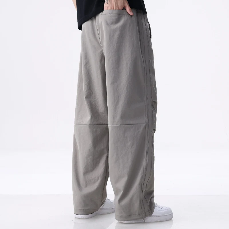 Herren Weite Cargo-Hose mit Tunnelzug, Knie-Panels und seitlichen Zierstreifen Drune