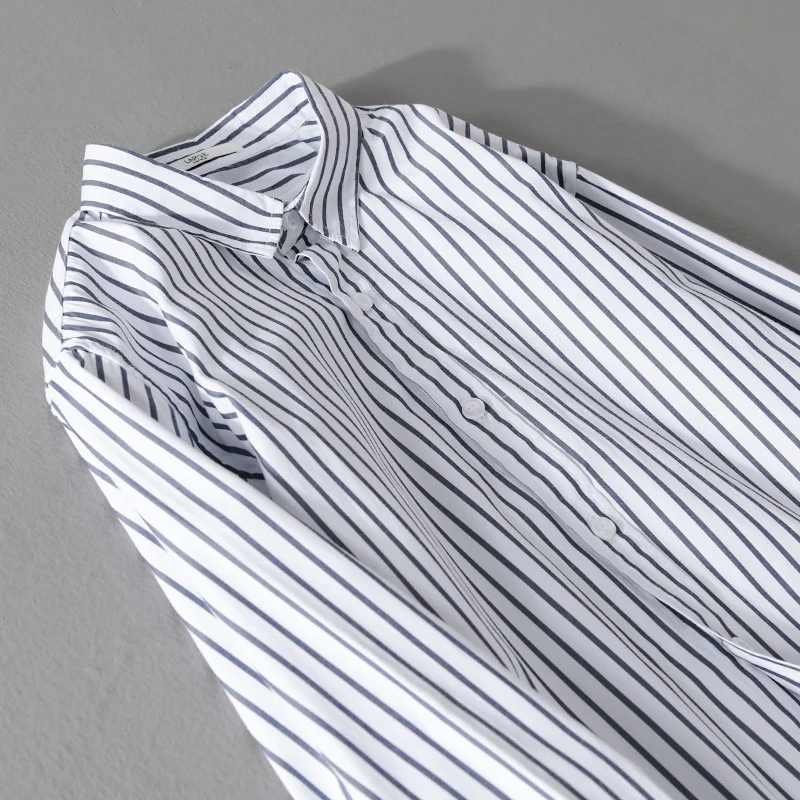 Herren Gestreiftes Oversize-Hemd aus leichter Baumwollmischung mit Kentkragen Drune