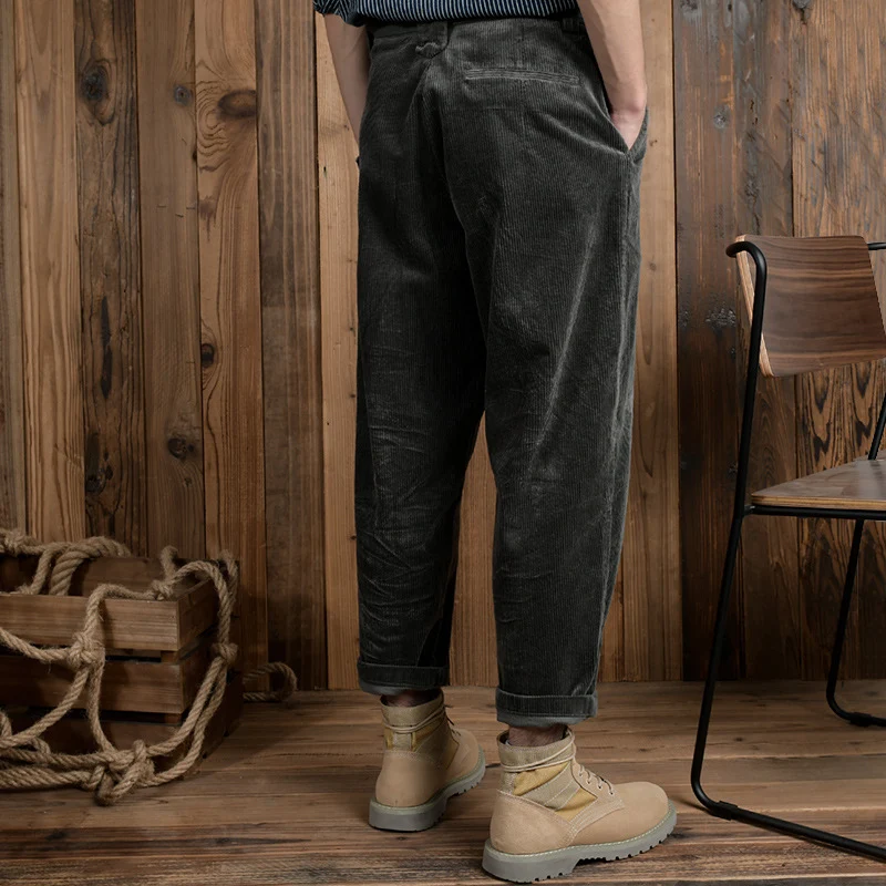 Herren Cordhose im Relaxed-Fit mit konischer Passform und Canvas-Gürtel Drune