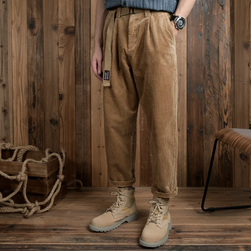 Herren Cordhose im Relaxed-Fit mit konischer Passform und Canvas-Gürtel Drune