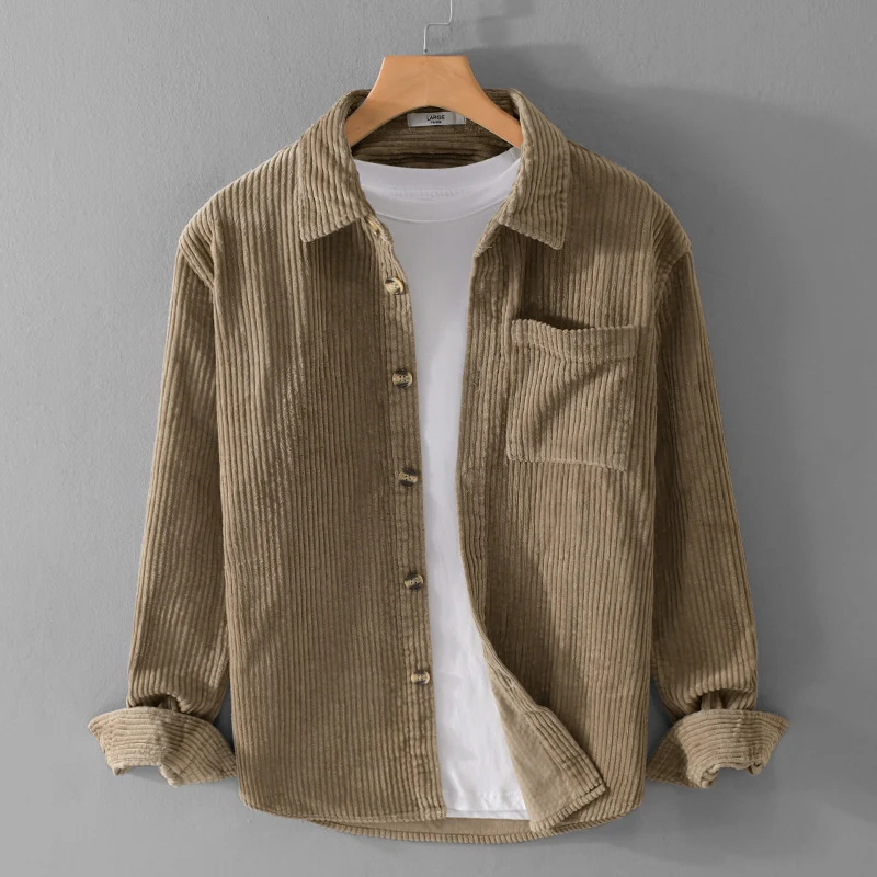 Herren Cord-Overshirt mit breiter Rippenstruktur, Brusttasche und Relaxed-Fit Drune