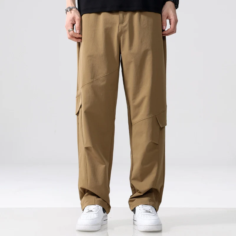 Herren Cargo-Hose im Utility-Look mit Relaxed-Fit, Mehrfach-Beintaschen und elastischem Bund Drune