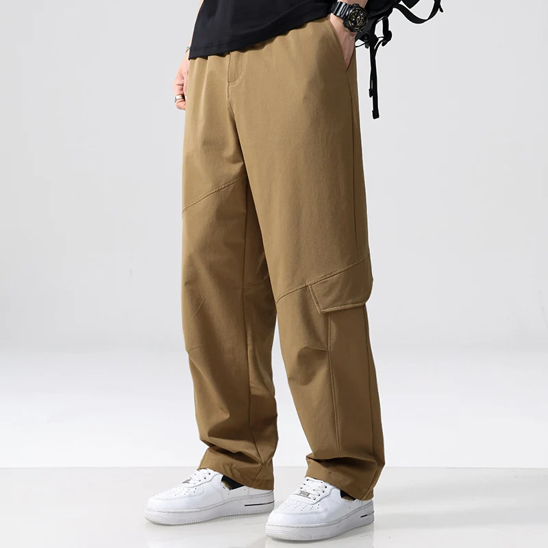 Herren Cargo-Hose im Utility-Look mit Relaxed-Fit, Mehrfach-Beintaschen und elastischem Bund Drune