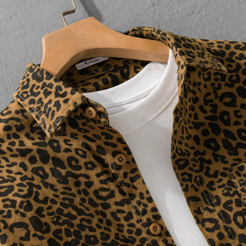 Damen Oversized Hemdjacke im Leo‑Design mit aufgesetzten Taschen Drune