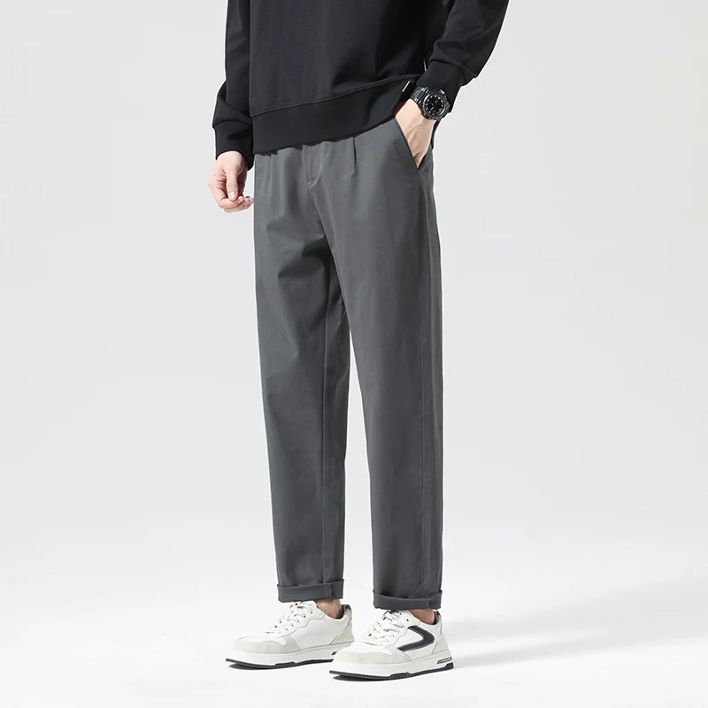 Herren Moderne Relaxed‑Fit Freizeit‑Chino mit leichtem Stretch und umgeschlagenem Saum Drune