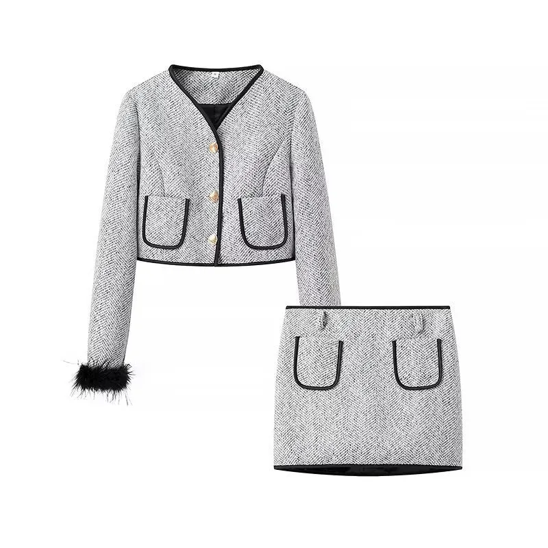 Damen Zweiteiliges Bouclé‑Tweed‑Set mit kurzem Blazer, Zierknöpfen und Minirock Drune