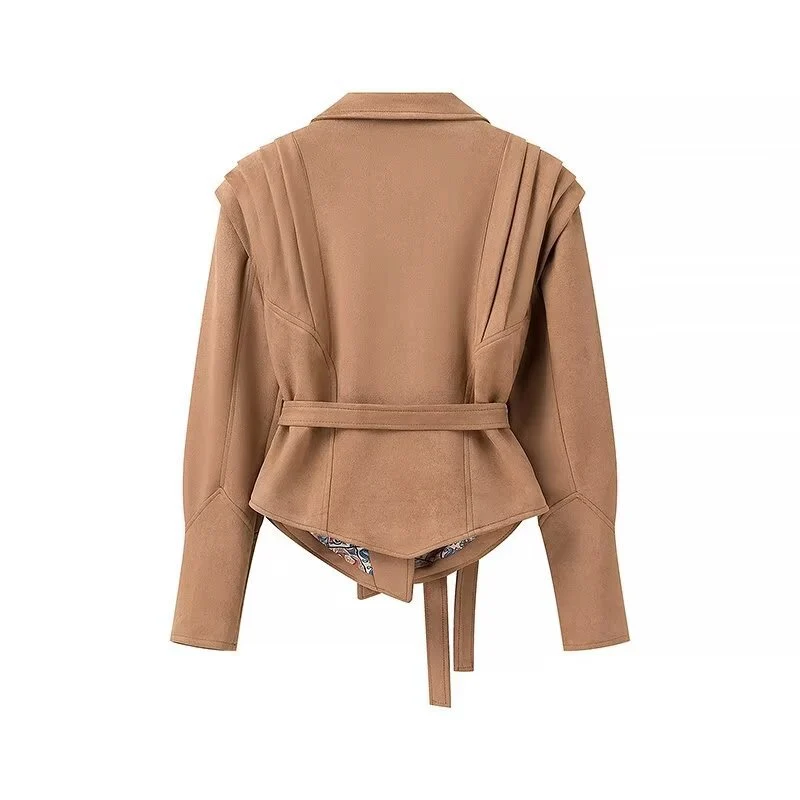 Damen Wildleder‑Wickeljacke mit Taillengürtel und strukturierten Schulterdetails Drune