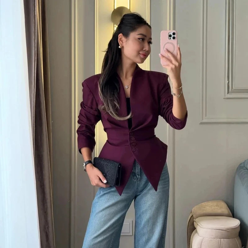 Damen Taillierter Blazer mit spitz zulaufendem Saum und tiefem V-Ausschnitt Drune