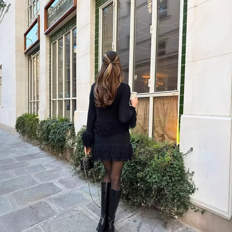 Damen Taillierte Strickjacke mit Fransenbesatz und Hemdkragen Drune