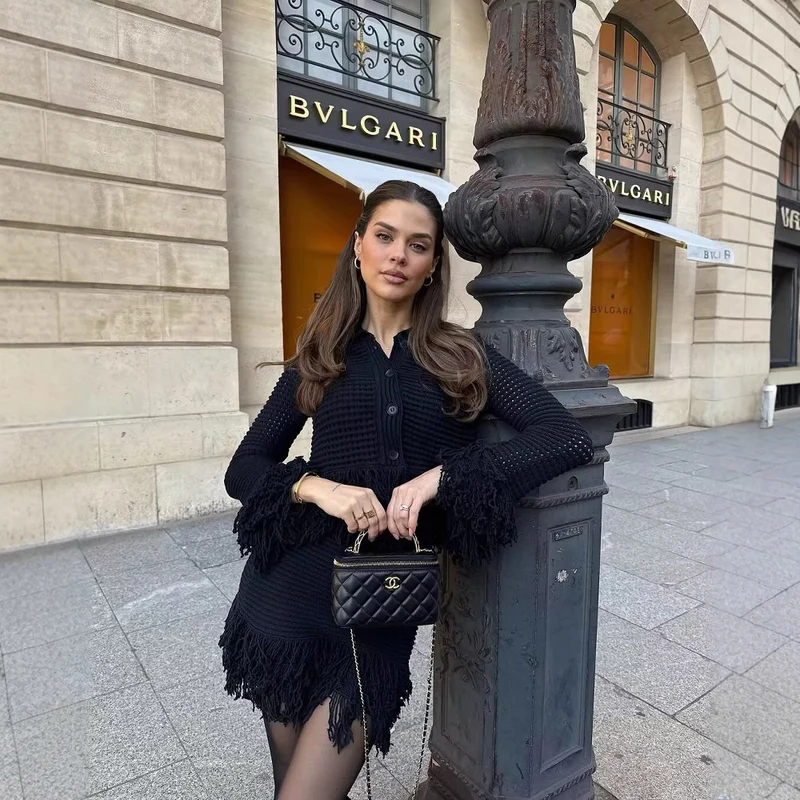 Damen Taillierte Strickjacke mit Fransenbesatz und Hemdkragen Drune