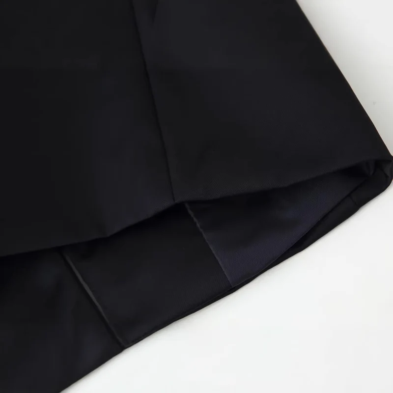 Damen Taillierte Mandarinkragen-Jacke mit dekorativen Kordelknöpfen Drune