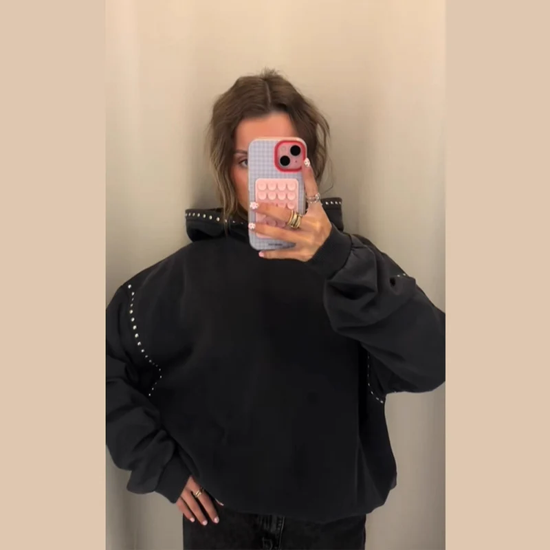 Damen Oversized Kapuzenpullover mit Nietenbesatz und Ballonärmeln Drune