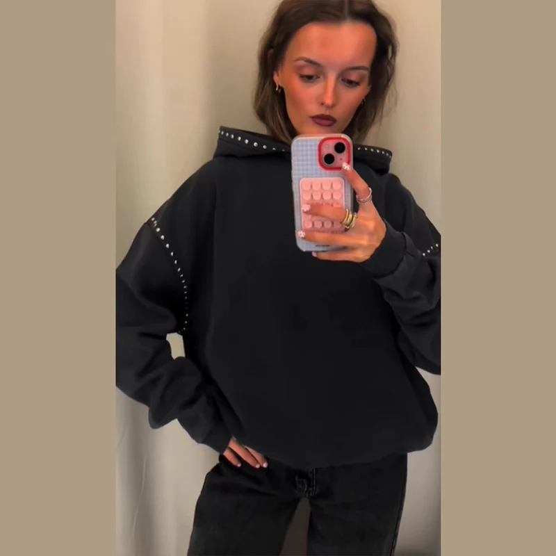 Damen Oversized Kapuzenpullover mit Nietenbesatz und Ballonärmeln Drune